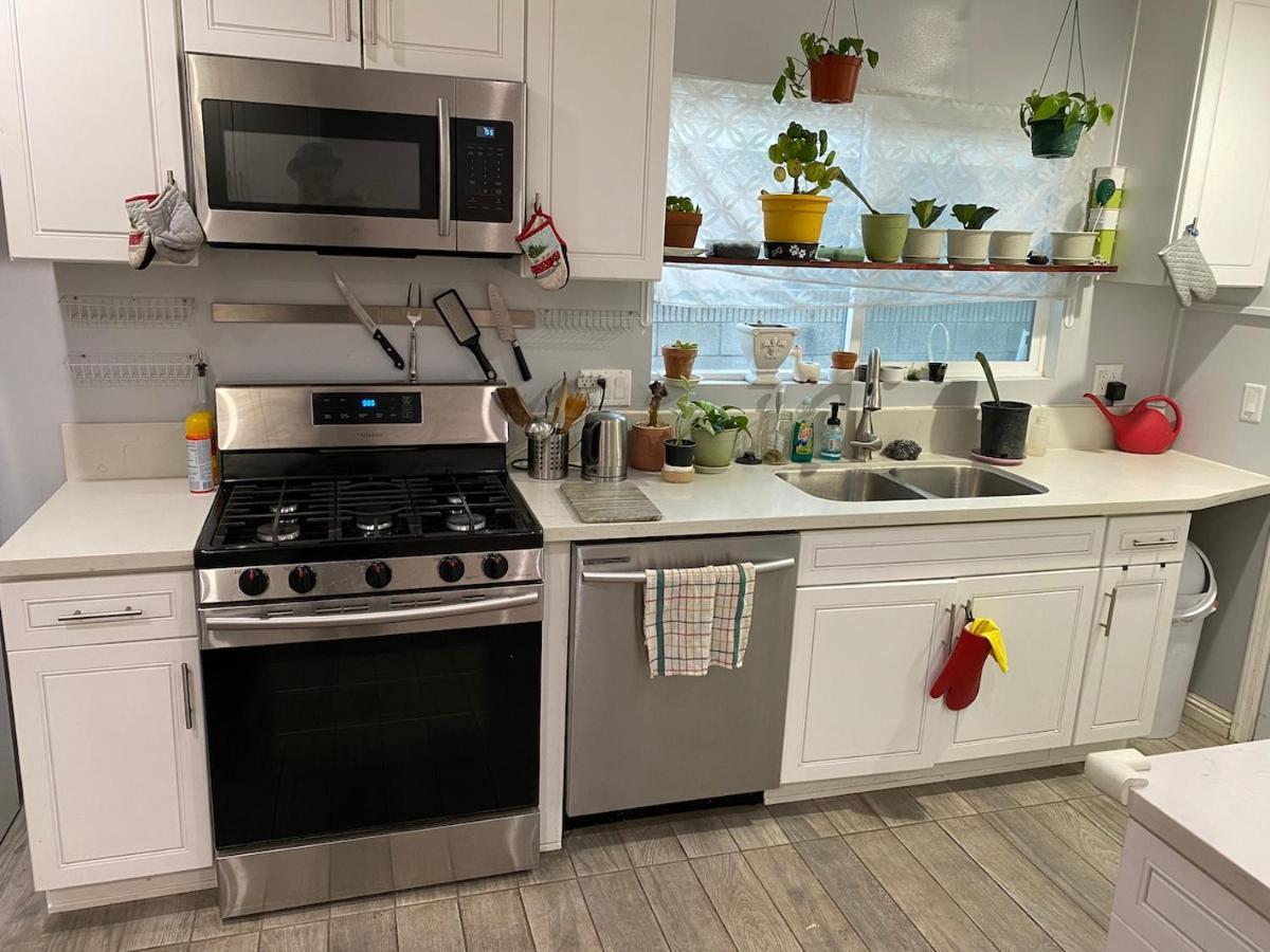 Hospedagem domiciliar Private In La With Free Wifi And Tv With Shared Kitchen *