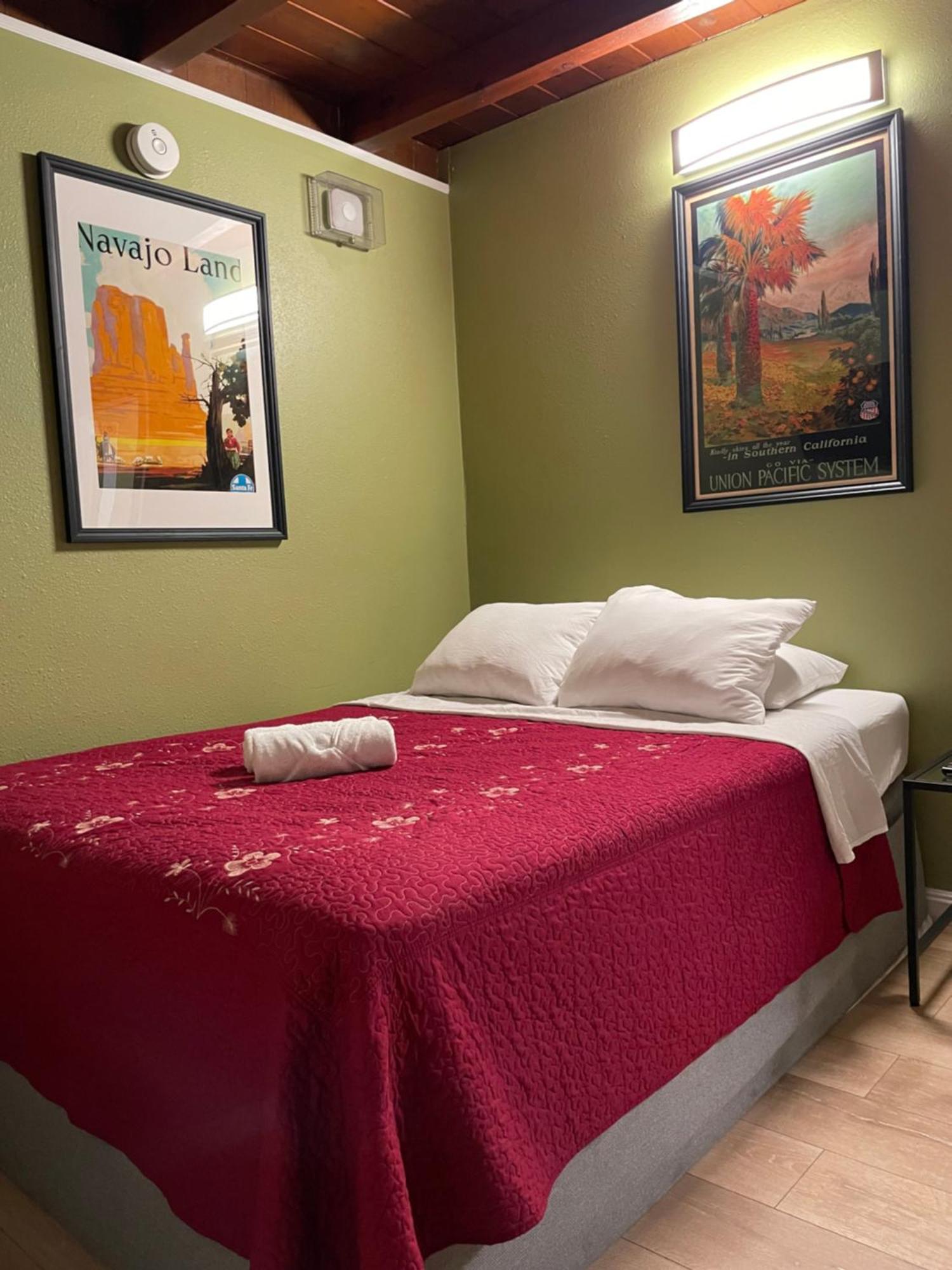 Hospedagem domiciliar Private In La With Free Wifi And Tv With Shared Kitchen Los Angeles