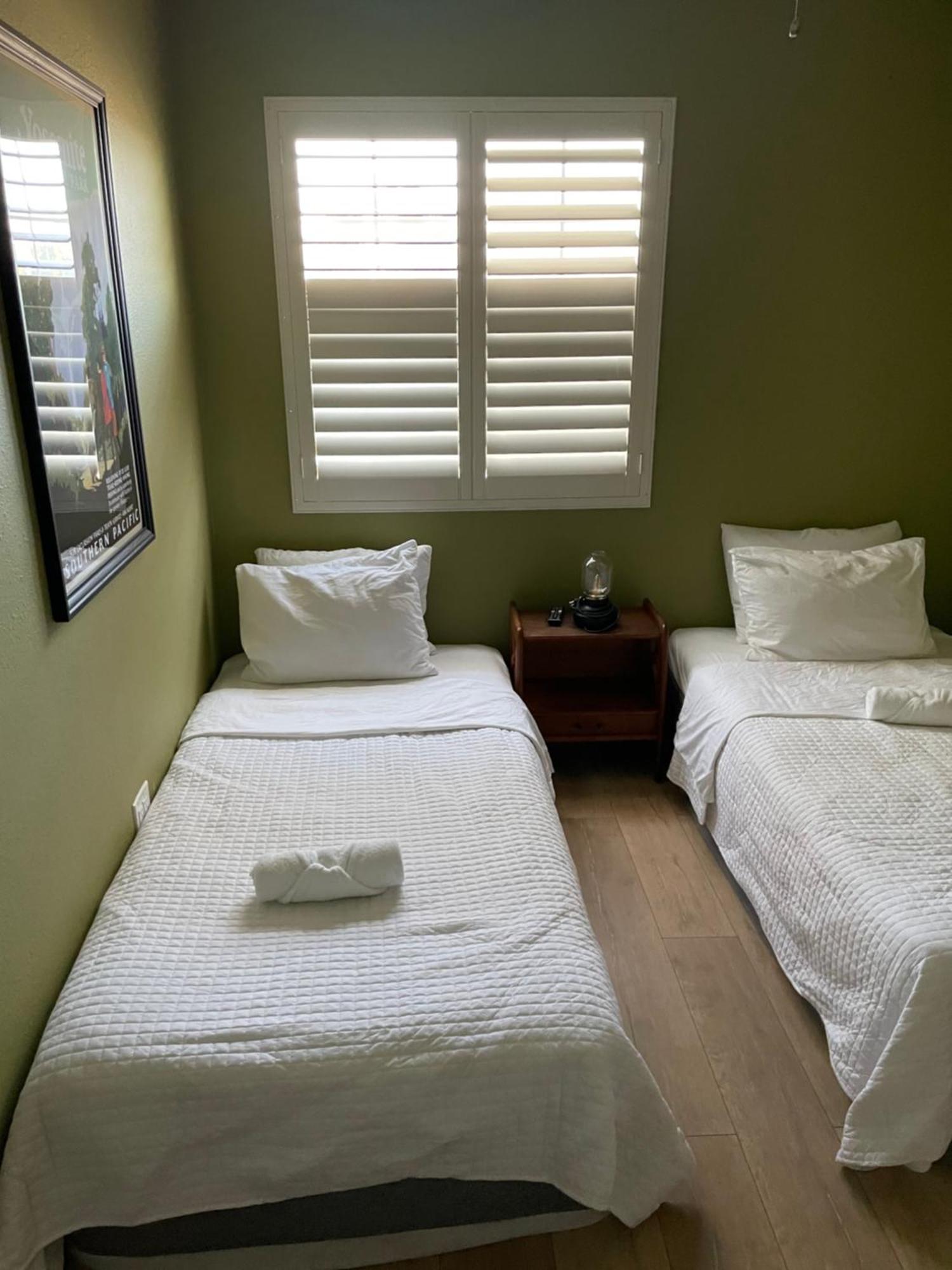 Hospedagem domiciliar Private In La With Free Wifi And Tv With Shared Kitchen *