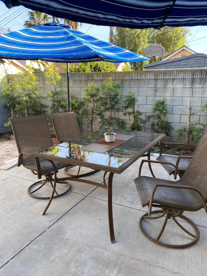Private In La With Free Wifi And Tv With Shared Kitchen Homestay *